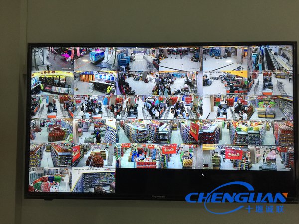 粵客隆購物廣場武當山店視頻監控32畫面（1號屏）